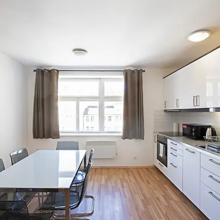 Rohacova Aparthotel 3*